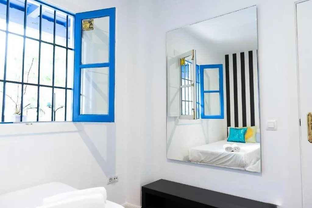 Tourist House Vidrio Apartment Seville